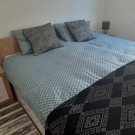 Apartman Kod Kestena أوسييك المظهر الخارجي الصورة