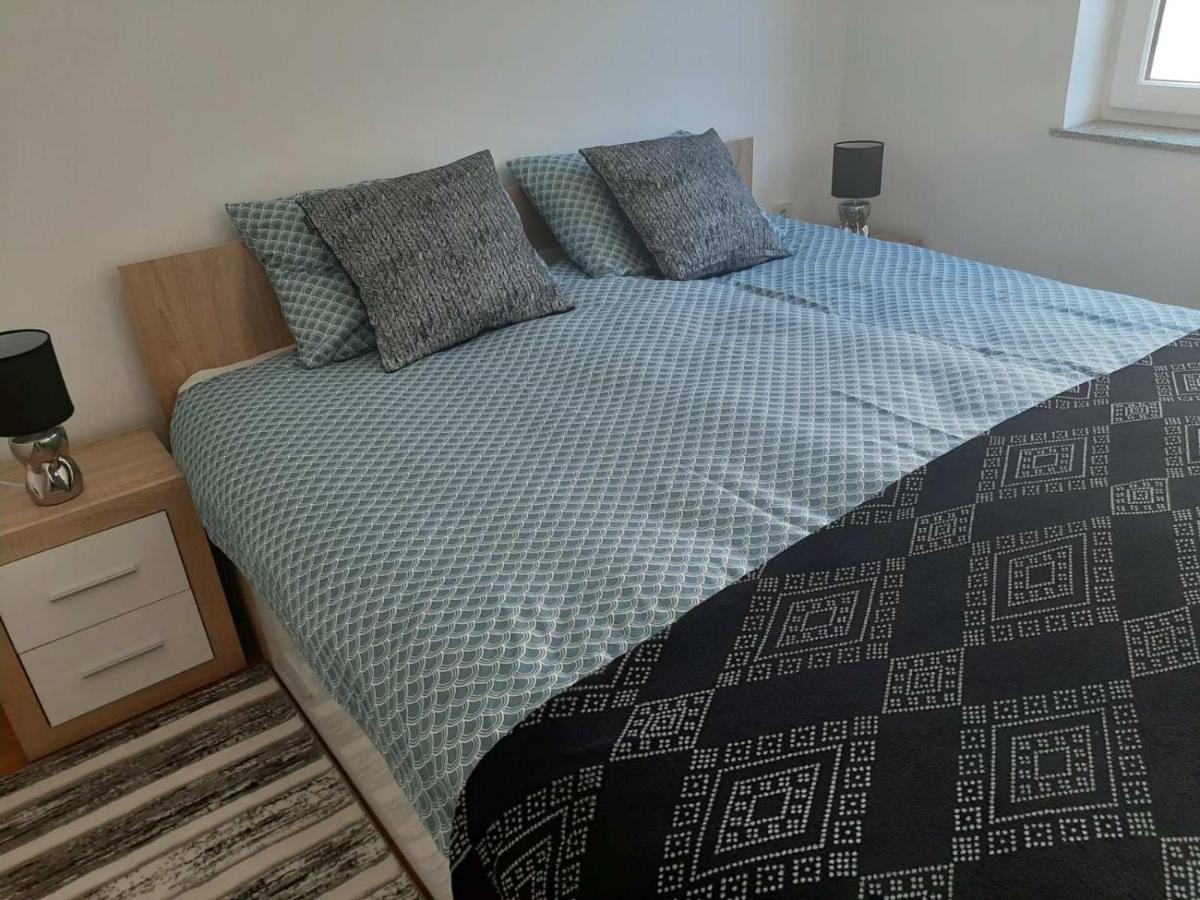 Apartman Kod Kestena أوسييك المظهر الخارجي الصورة