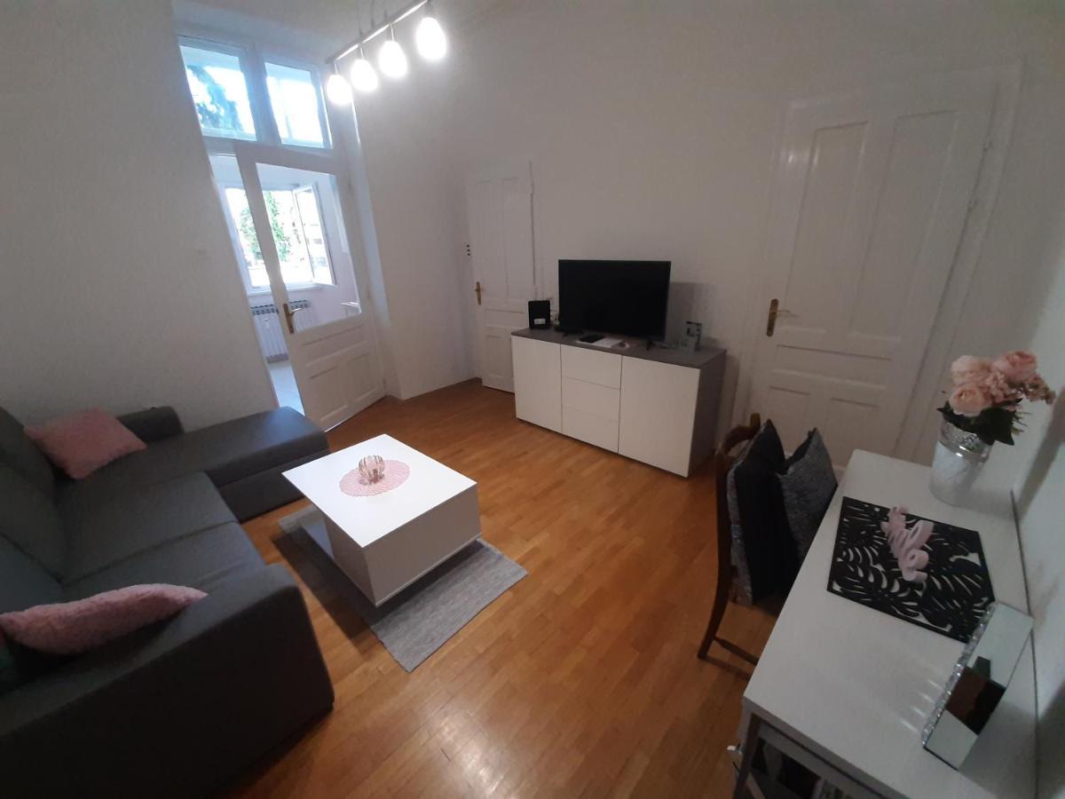 Apartman Kod Kestena أوسييك المظهر الخارجي الصورة