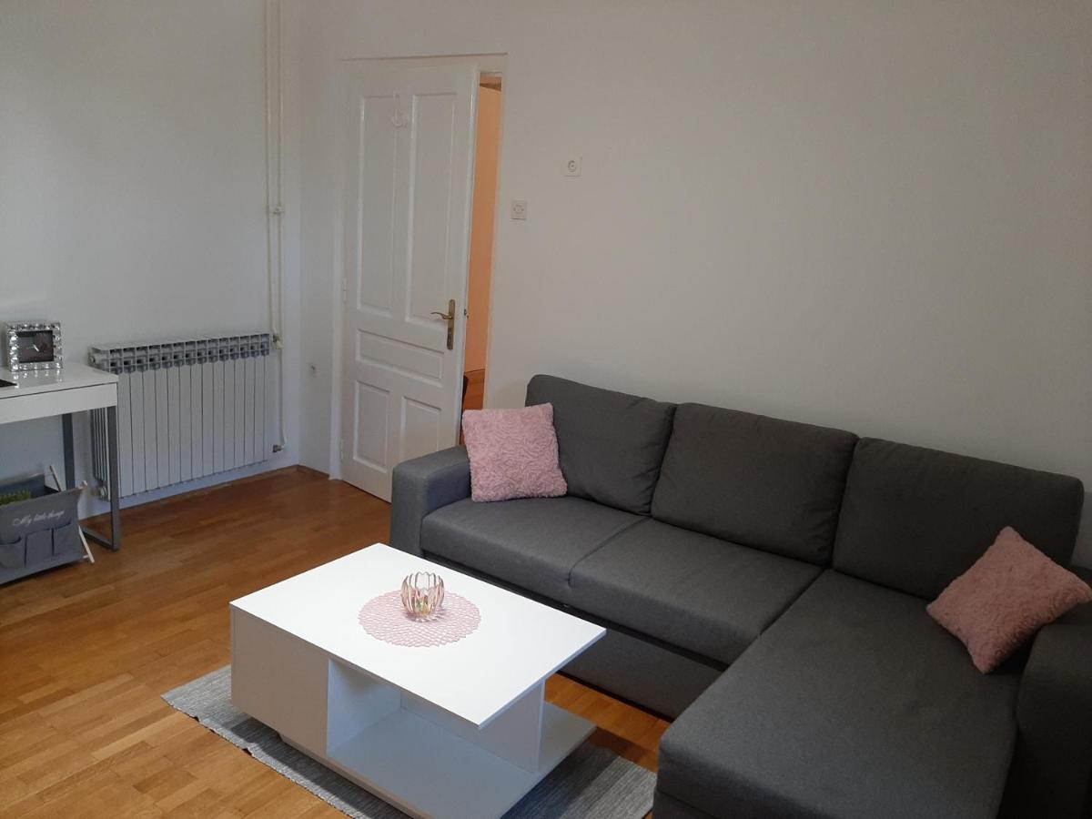 Apartman Kod Kestena أوسييك المظهر الخارجي الصورة